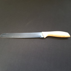 Couteau à pain